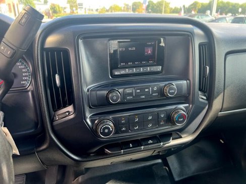 Used 2015 GMC Sierra 3500 2WD Crew Cab image 18