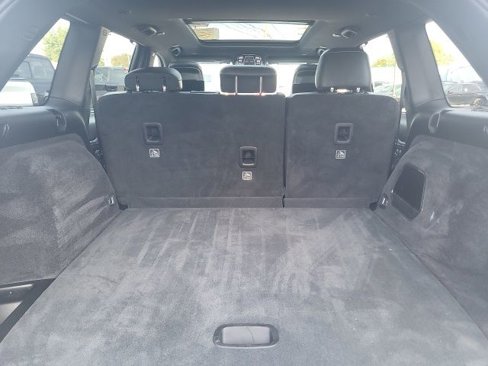 Used 2023 Jeep Grand Cherokee Overland w/ Advanced Protech Group III image 19