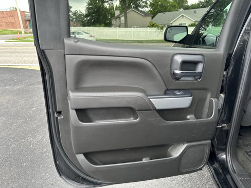 Used 2017 Chevrolet Silverado 1500 LT image 16