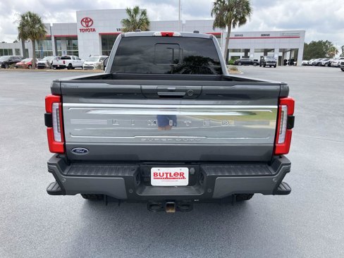 Used 2024 Ford F250 Limited w/ FX4 Off-Road Package image 4