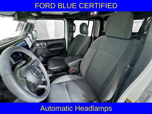 Used 2024 Jeep Gladiator Sport image 19