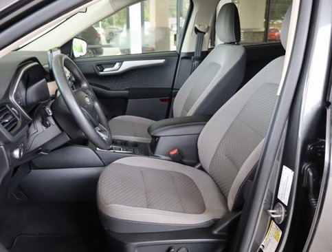 Used 2020 Ford Escape SE image 14