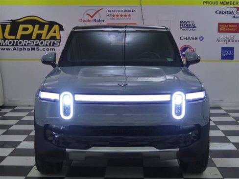 Used 2025 Rivian R1S Adventure image 2