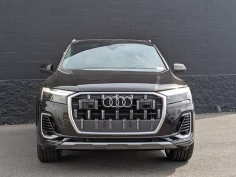 New 2025 Audi Q7 3.0T Prestige image 2