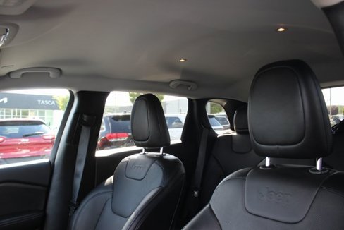 Used 2020 Jeep Cherokee Limited image 20