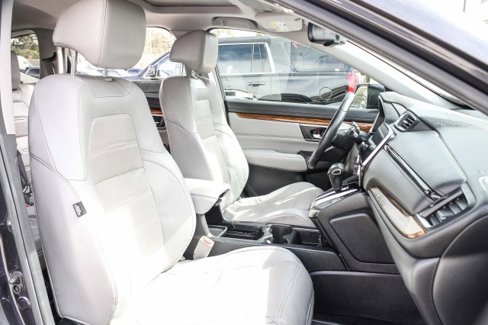Used 2019 Honda CR-V Touring image 18