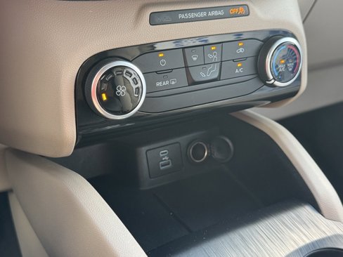 Certified 2022 Ford Escape SE image 29
