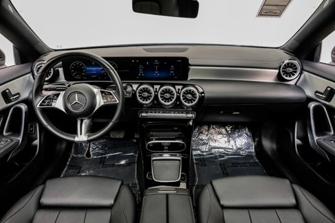 Used 2025 Mercedes-Benz CLA 250 image 19