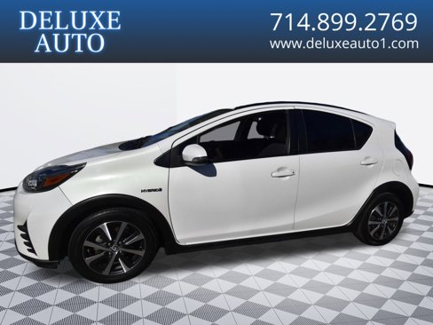 Used 2018 Toyota Prius C Four image 1