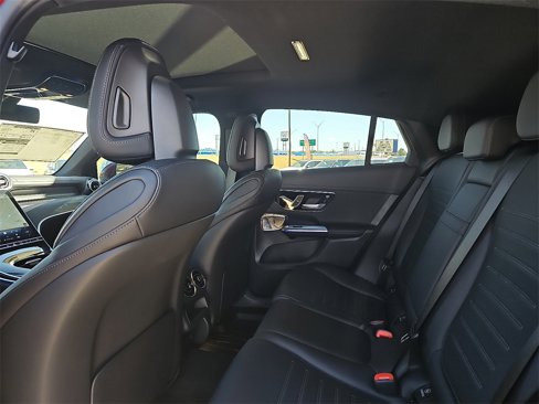 New 2026 Mercedes-Benz GLC 300 4MATIC image 17