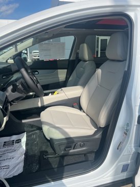 New 2025 Nissan Murano SL image 9