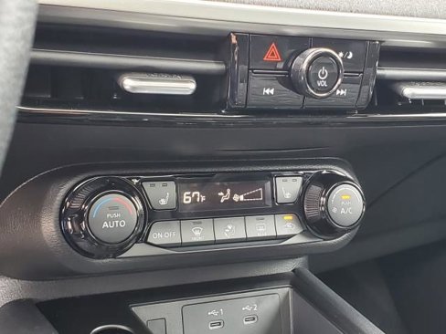 New 2026 Nissan Kicks SV w/ SV Premium Package image 27