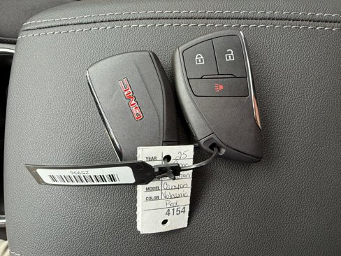 New 2025 GMC Canyon Elevation w/ Technology Package image 35