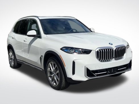 New 2026 BMW X5 xDrive50e w/ Premium Package image 2