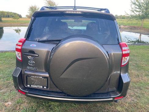 Used 2012 Toyota RAV4 Limited image 10