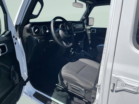 Used 2019 Jeep Wrangler Unlimited Sport image 9