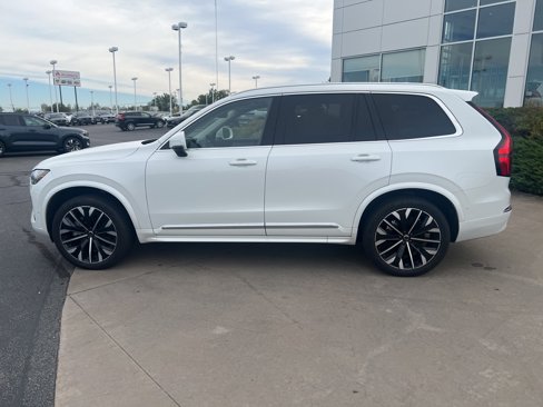 Used 2025 Volvo XC90 B5 Plus image 2