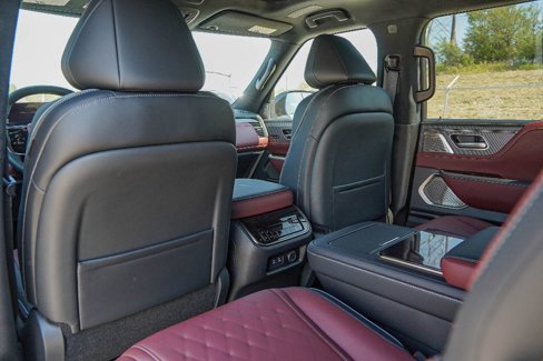 New 2026 INFINITI QX80 Autograph w/ Premium Cargo Package image 24
