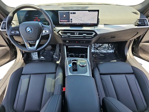 Used 2024 BMW i4 xDrive40i w/ Convenience Package image 9