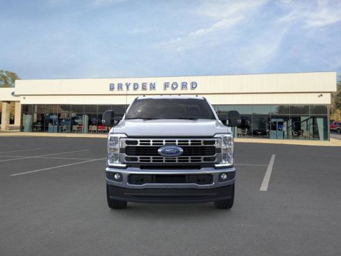 New 2023 Ford F350 XLT w/ 360-Degree Camera Package image 7