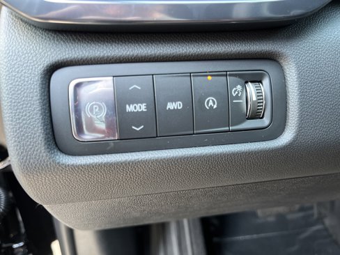 New 2026 GMC Acadia AT4 image 19