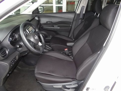 Certified 2024 Nissan Kicks S image 14