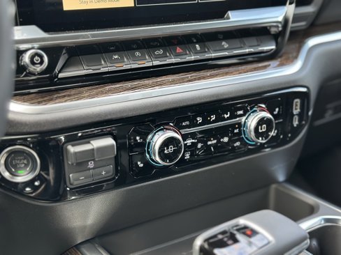 New 2026 GMC Sierra 1500 Elevation image 20