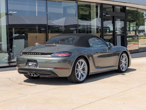Certified 2024 Porsche 718 Boxster image 9