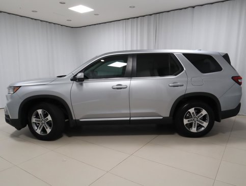 Used 2024 Honda Pilot EX-L image 2