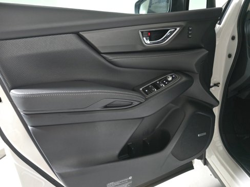 New 2025 Subaru Ascent Limited image 34