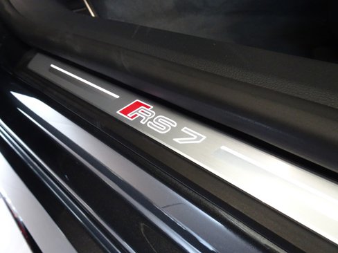New 2025 Audi RS 7 Performance image 18