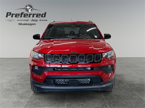 New 2026 Jeep Compass Latitude image 4