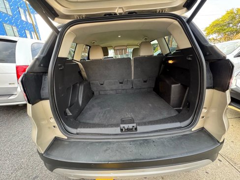 Used 2018 Ford Escape SEL image 30