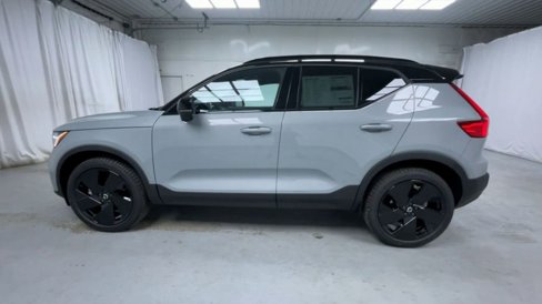 New 2026 Volvo XC40 B5 Ultra w/ Protection Package Premier image 20