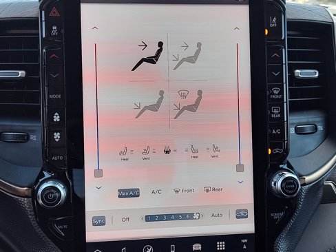 New 2025 RAM 2500 Limited image 18