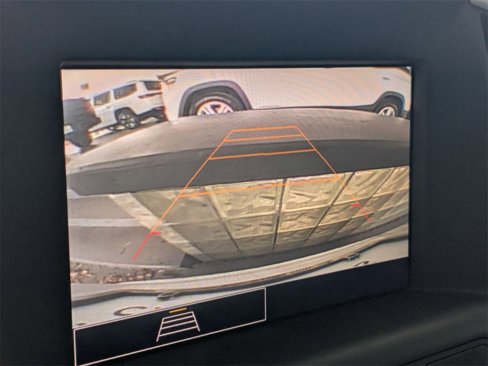 Used 2024 GMC Terrain SLE image 17