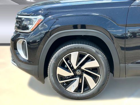 New 2026 Volkswagen Atlas SE image 10