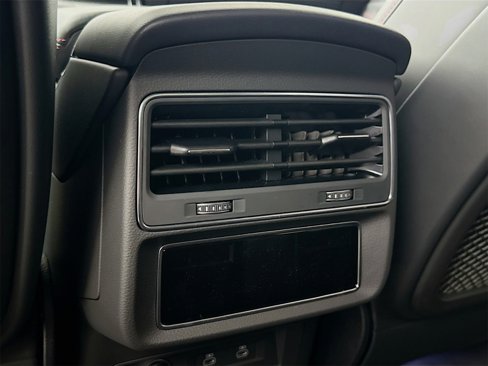 New 2025 Audi RS Q8 performance image 27