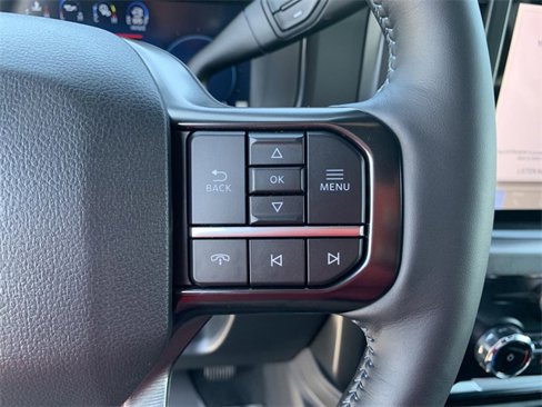 Used 2025 Ford F450 Platinum image 33