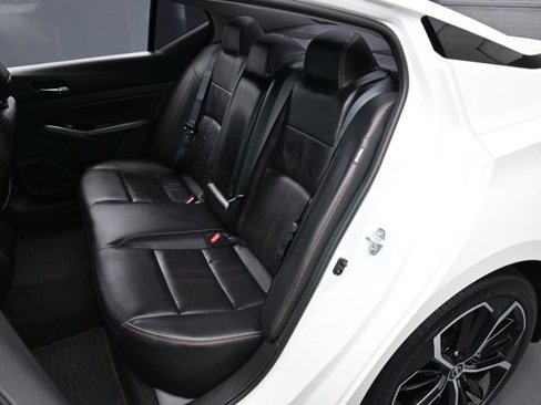 Used 2023 Nissan Altima 2.5 SR image 27
