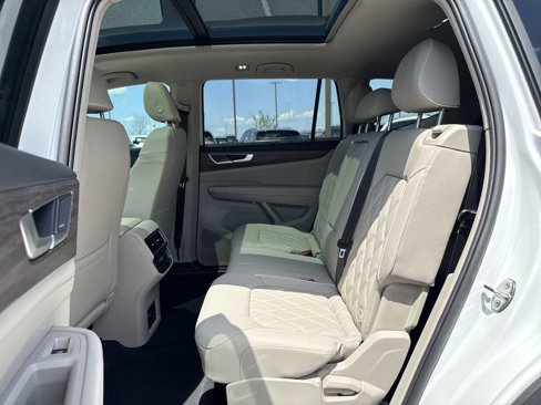 New 2025 Volkswagen Atlas SEL Premium R-Line image 14