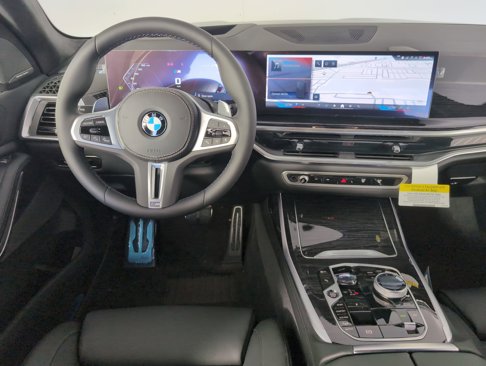 New 2026 BMW X7 M60i image 4