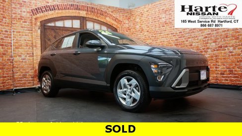 Used 2024 Hyundai Kona SE image 1