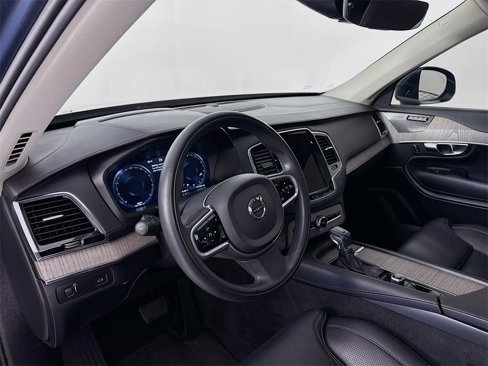 Used 2022 Volvo XC90 T6 Inscription w/ Advanced Package image 4