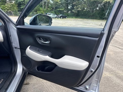 Used 2024 Honda HR-V LX image 35