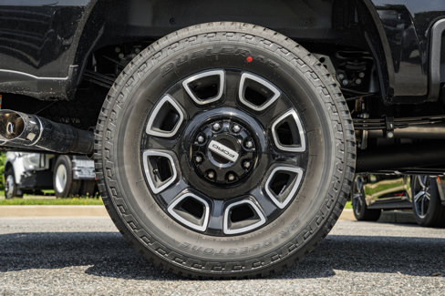 New 2025 Ford F350 Platinum image 17