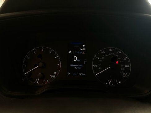 Used 2024 Toyota Corolla LE image 20