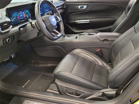 Used 2024 Ford Mustang GT Premium image 5