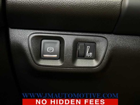 Used 2023 GMC Acadia AT4 w/ Preferred Package image 41