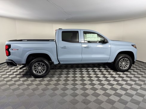 New 2025 Chevrolet Colorado LT w/ LT Convenience Package image 6